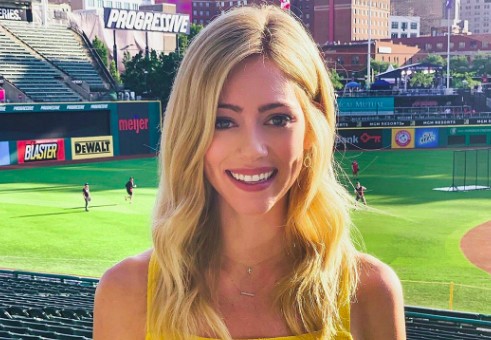 Abby Hornacek Wiki, Net Worth, Dating