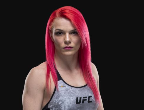 Gillian Robertson Wiki, Net Worth, Dating