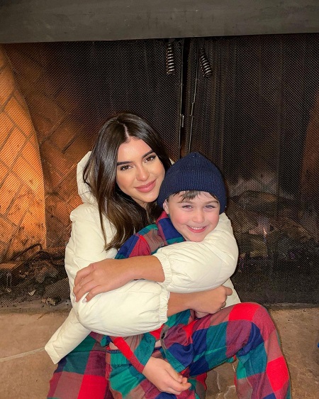 Kalani Hilliker siblings, family