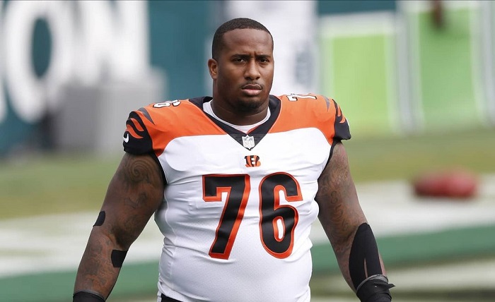 Mike Daniels wiki, net worth, height